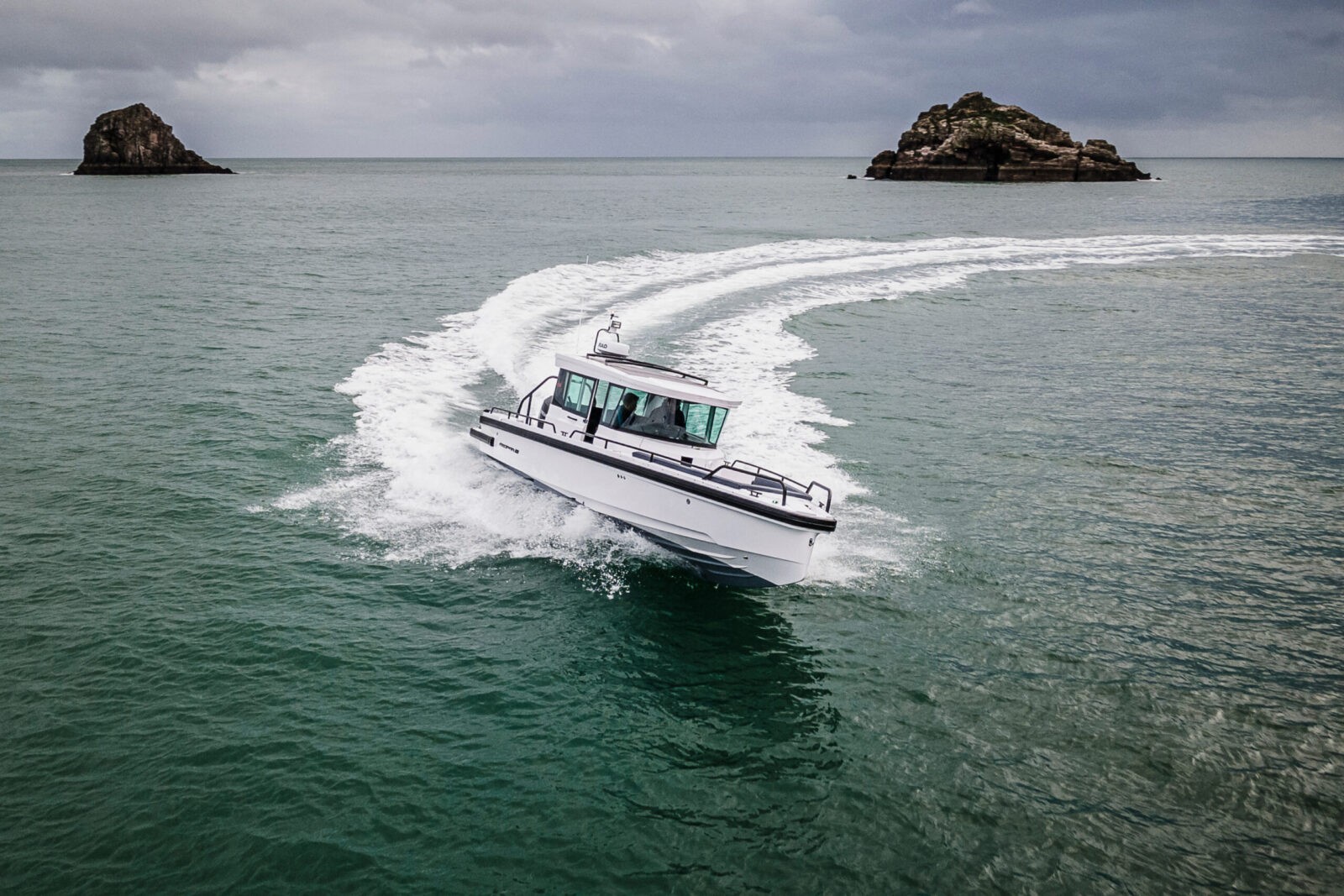 Axopar 28 Cabin 2021 года Axopar 28 Cabin 2021 года