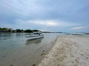 Axopar Beach 1